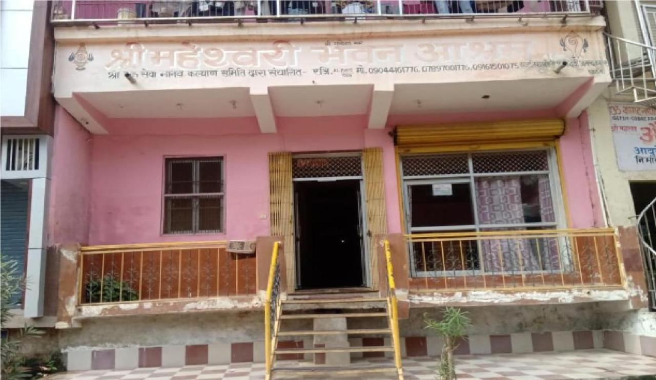 Maheshwari Bhavan By Wb Inn Sitapur Muafi Exterior foto
